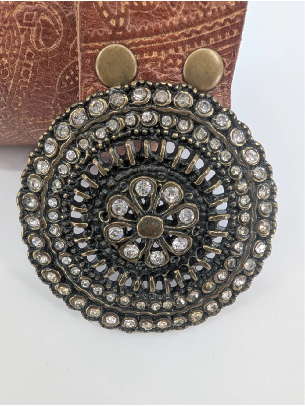 Fossil BT2918231 Leather Belt L Brown Gold Paisley Embossed Rhinestone Buckle